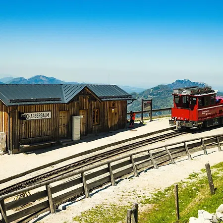 Dorfwerfen137 * Pfarrwerfen